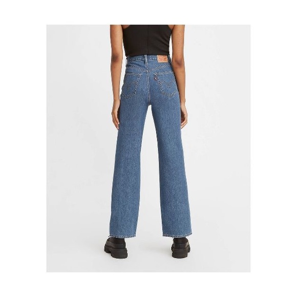 Levi's® Women's High-Rise Straight Jeans - Picture 8 of 8